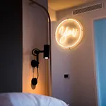 Hotel - Handwritten Collection 4*