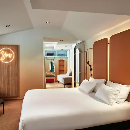 - Handwritten Collection Hotel
