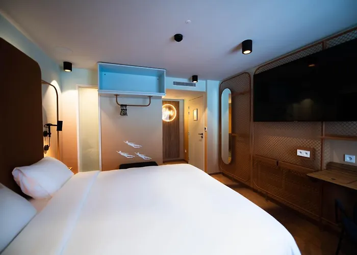 - Handwritten Collection 4*