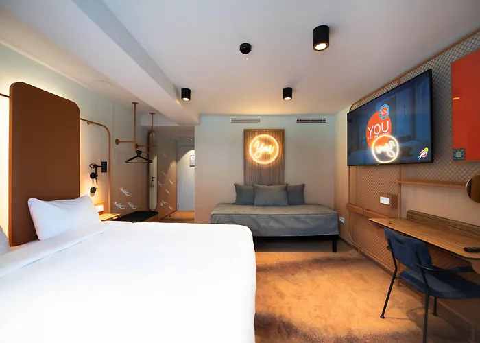 - Handwritten Collection Hotell Deauville