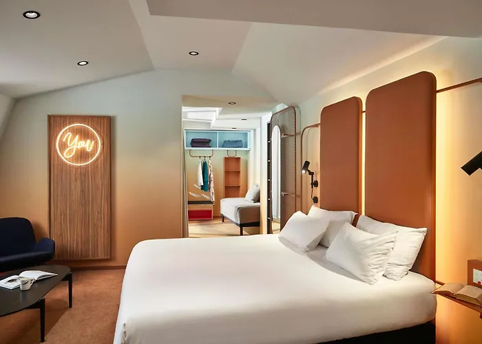 - Handwritten Collection Hotell