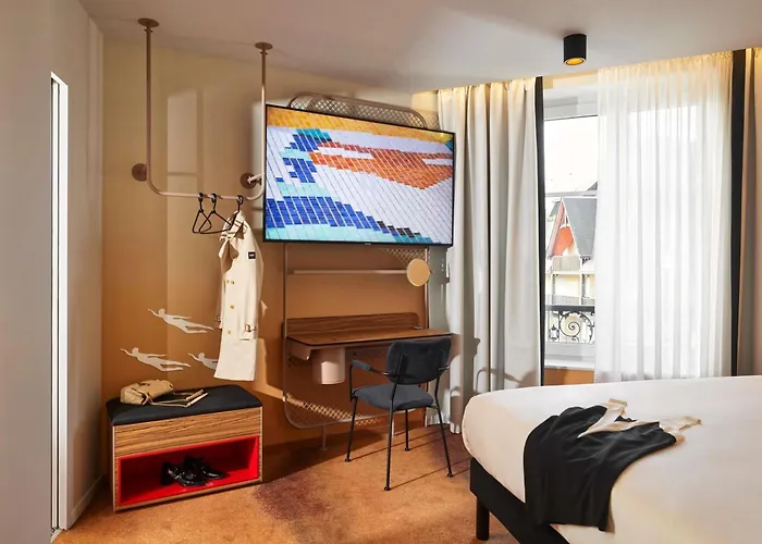 Hotell - Handwritten Collection 4*