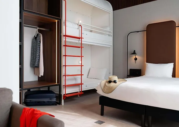 Hotell - Handwritten Collection 4*