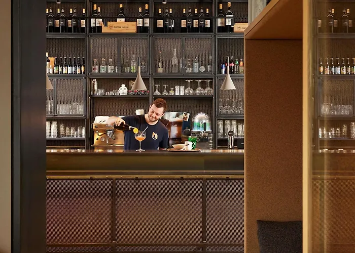 Hotell - Handwritten Collection Deauville