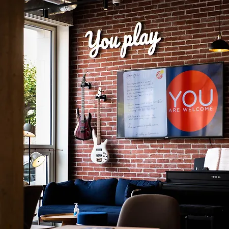 Hotel - Handwritten Collection 4*