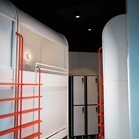 Hotel - Handwritten Collection