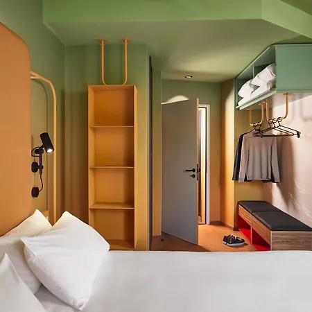 - Handwritten Collection Hotel 4*