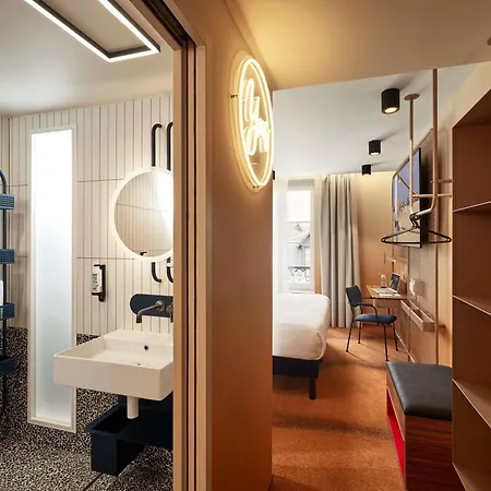 Hotel - Handwritten Collection