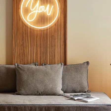 - Handwritten Collection Hotel Deauville